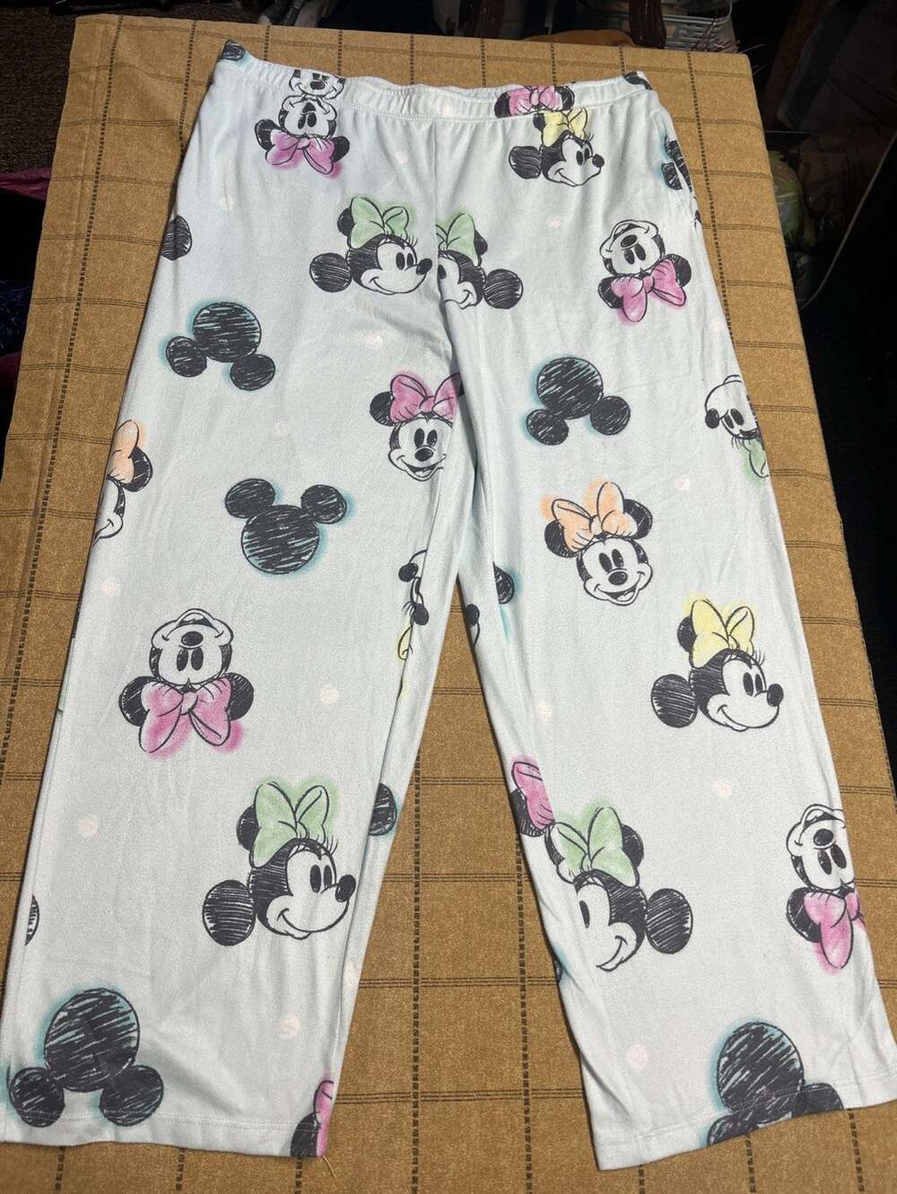 Mickey Mouse Women’s XL With Pockets Light Mint Green Sleep Pants.